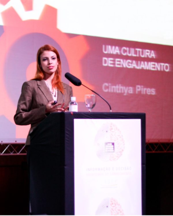 Cinthya Pires